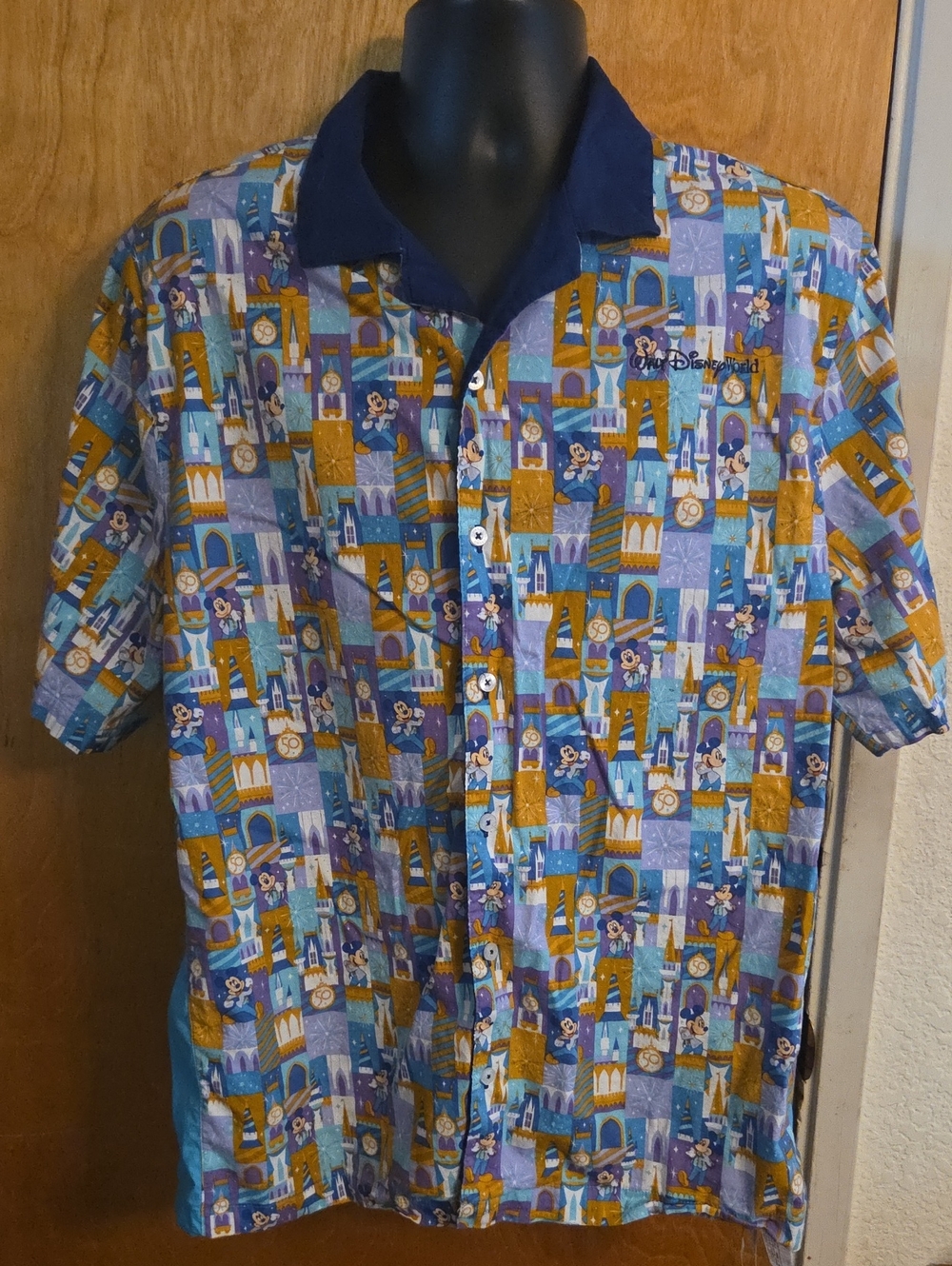 2021 Walt Disney World 50th Anniversary Retro Bowling Camp Shirt Adult Size XL